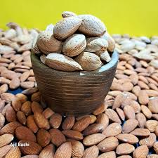 خرید بادام منقار مرغوب + خرید به صرفه